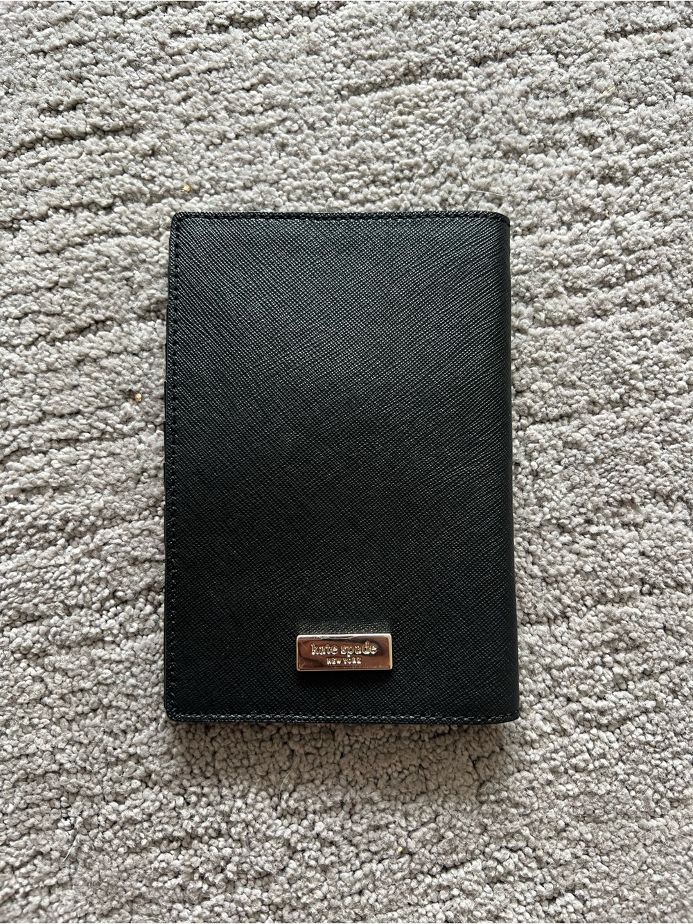 Kate Spade Cat Passport Holder - Picture 2 of 12